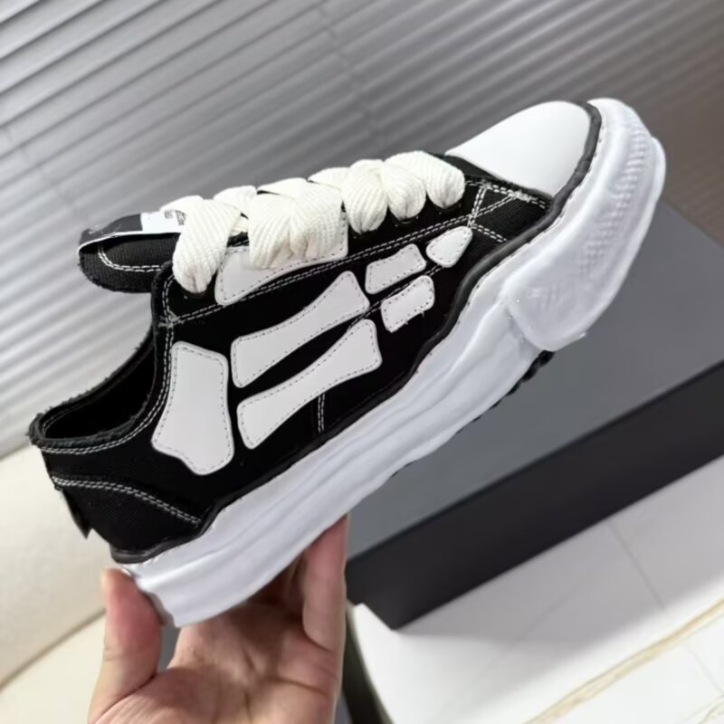 Dissolved Shoes For Both Men A – Men'S Shoes Height Increase recenzja i cena