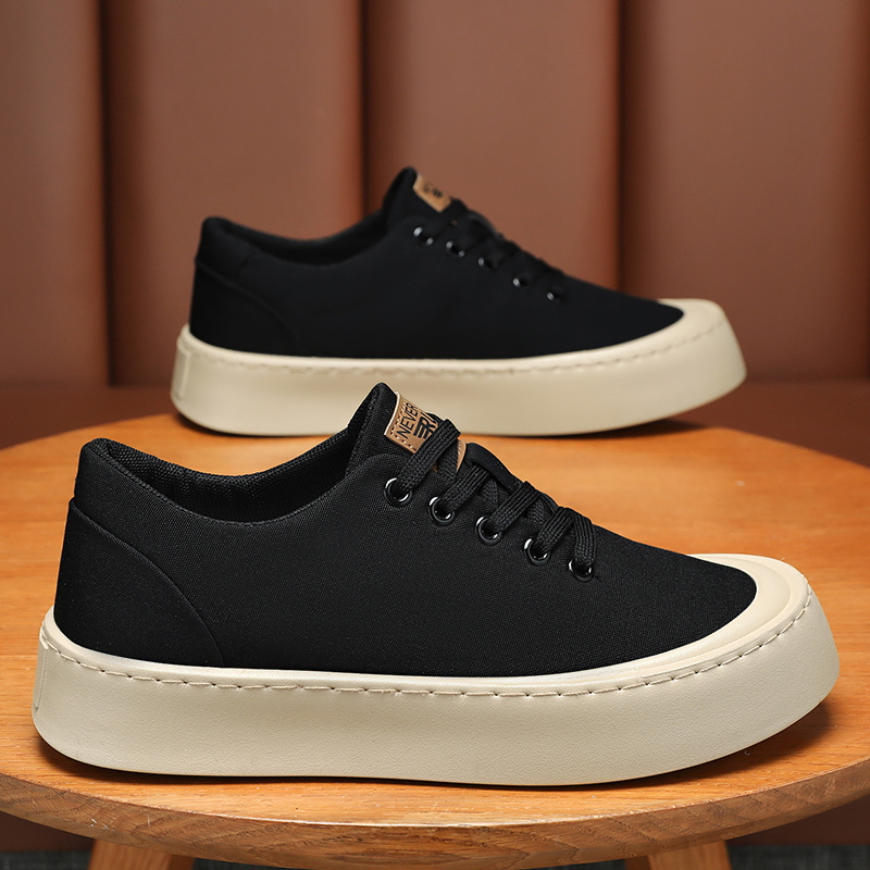 Residential Plaza Canvas Shoes – Men'S Shoes Nearby recenzja i cena